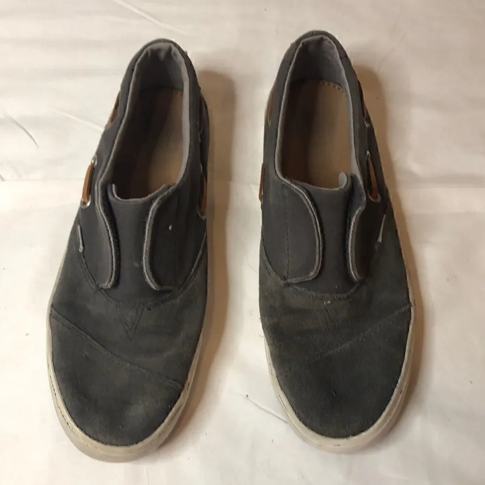 Toms Unisex Kids Grey Suede and Canvas Sne…‎